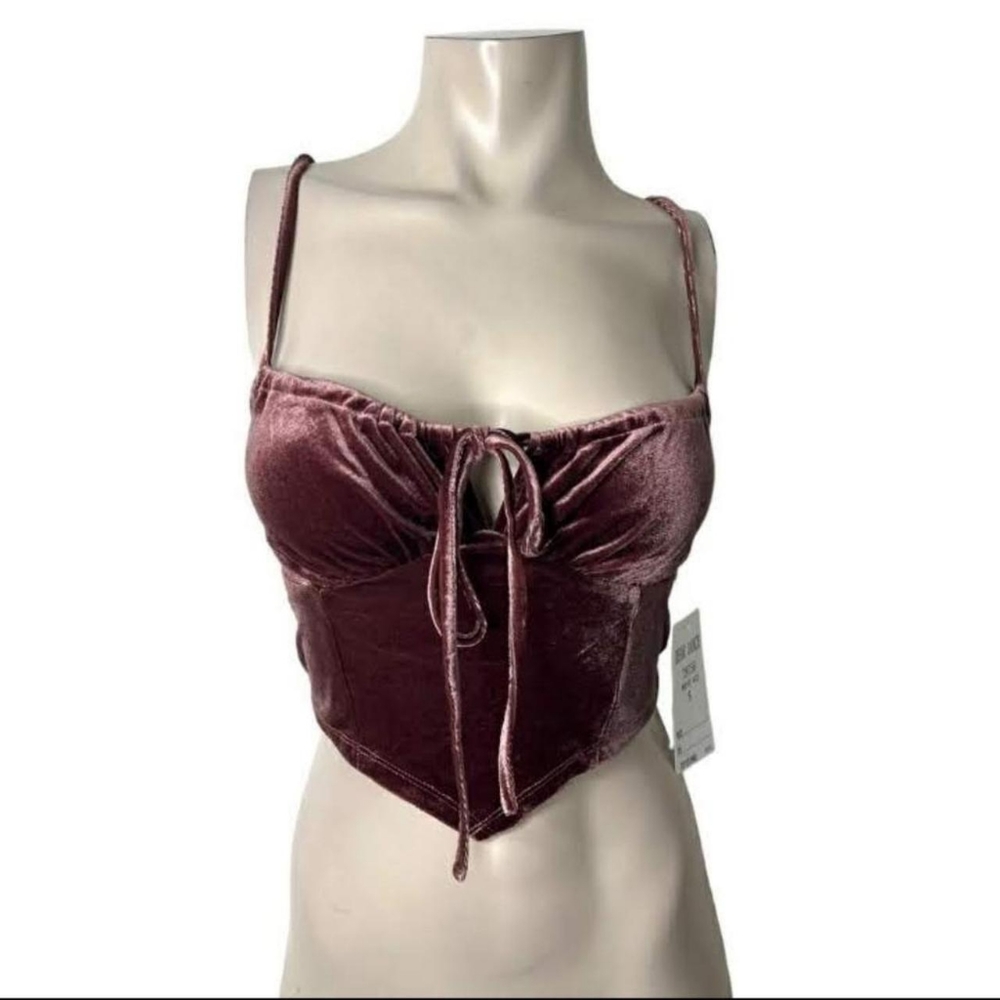 🆕Velvet Mauve Cami Crop Top~Size S - Picture 2 of 8